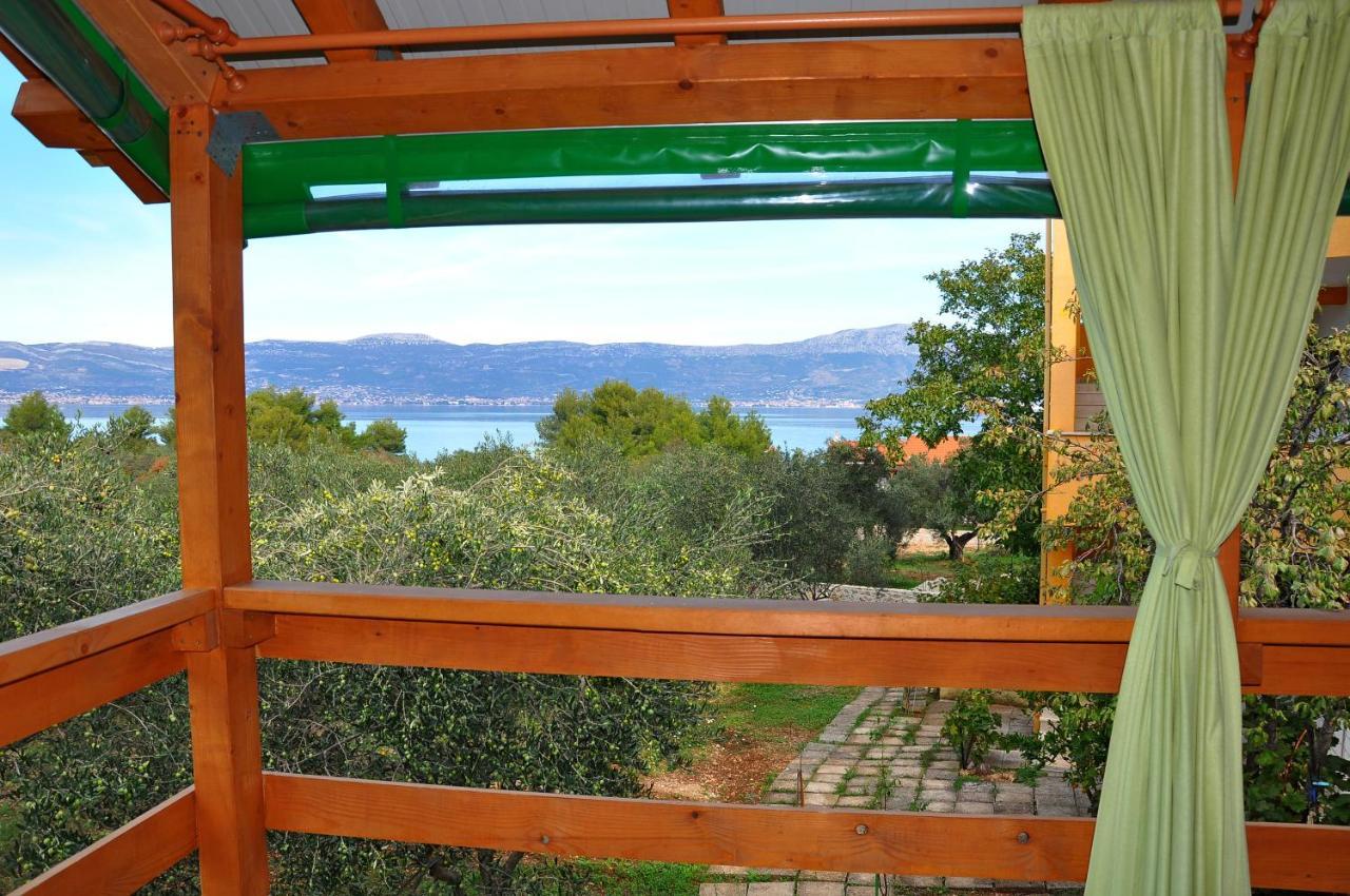 Apartments Villa Annika Slatine Luaran gambar