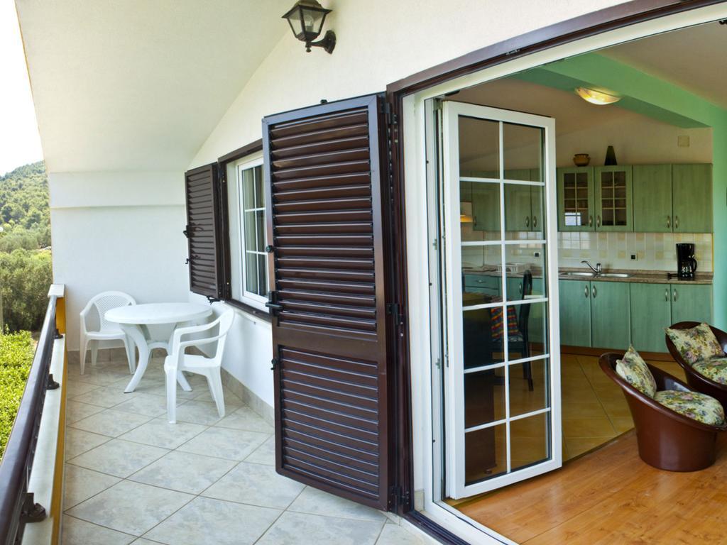 Apartments Villa Annika Slatine Bilik gambar