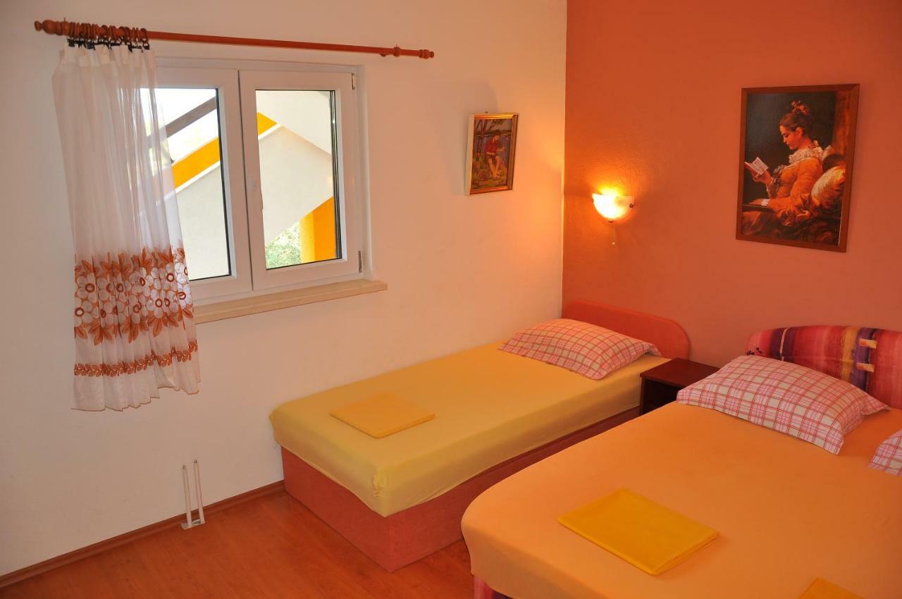 Apartments Villa Annika Slatine Luaran gambar